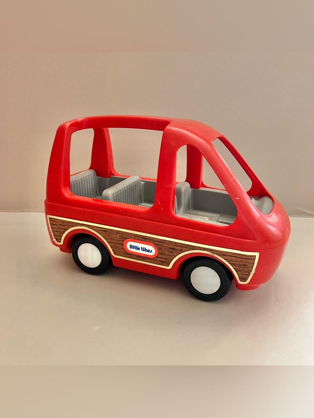 Vintage 1980s Little Tikes Red Wood Grain Van Dollhouse Family Car Minivan USA